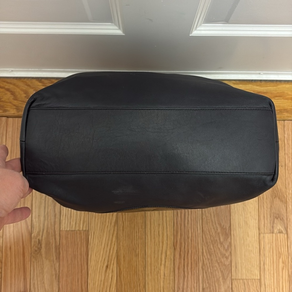 COACH Large Black Zippered Tote Bag‎ - Picture 5 of 13
